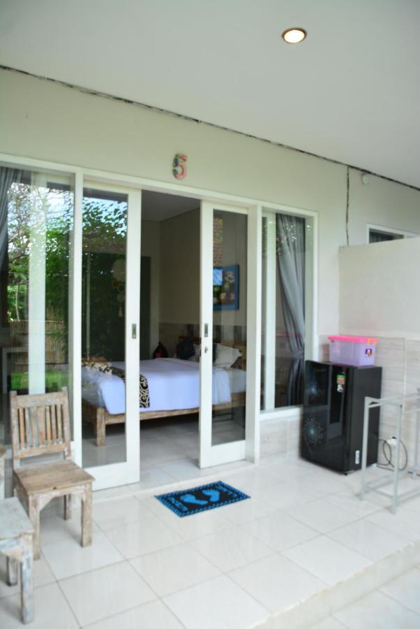 Asung Guesthouse Canggu  Ngoại thất bức ảnh