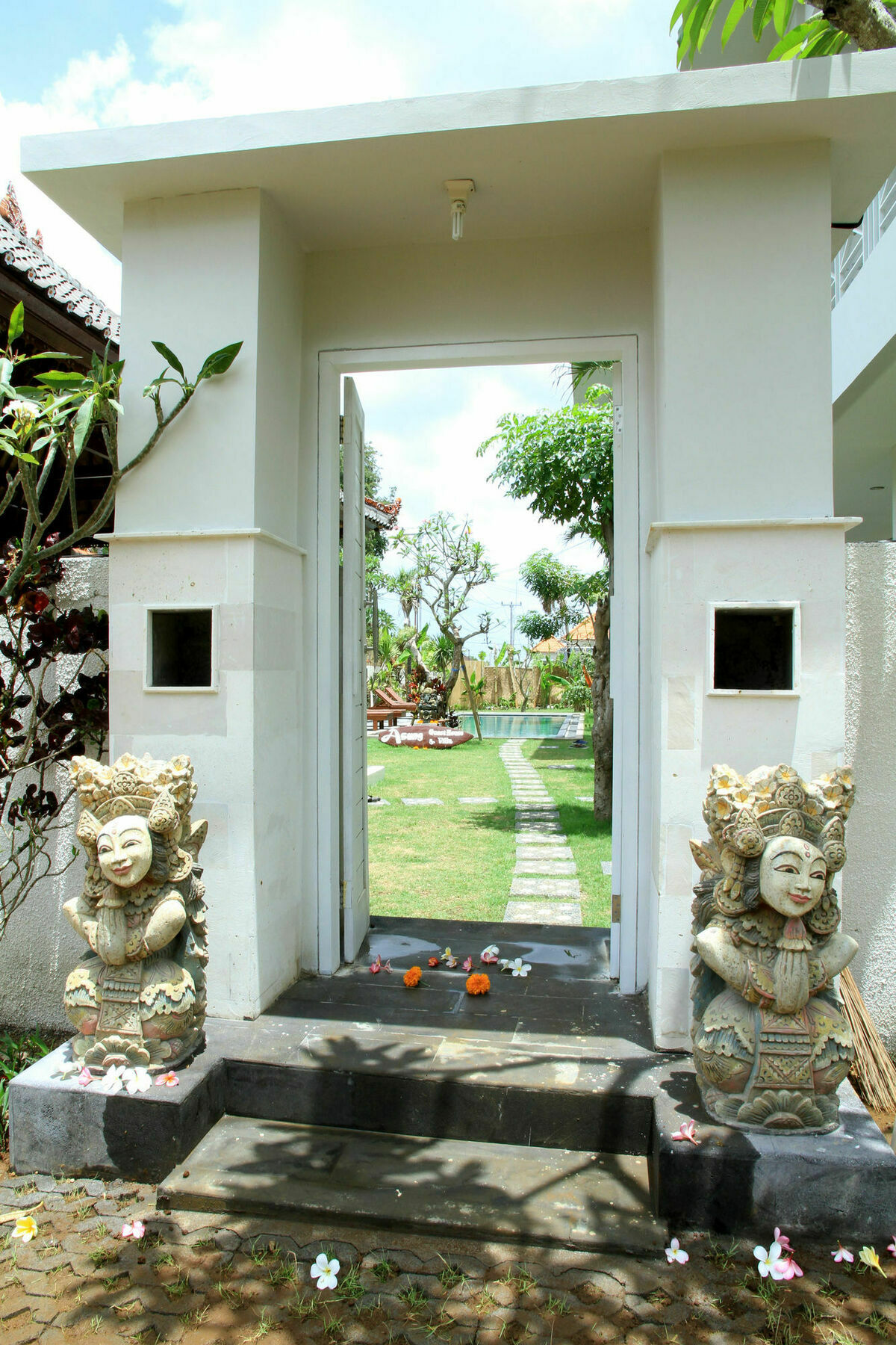 Asung Guesthouse Canggu  Ngoại thất bức ảnh